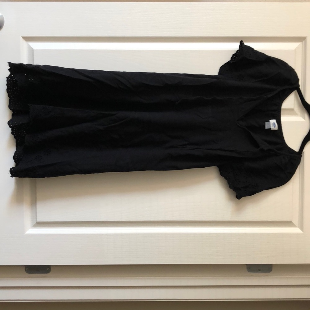 Black, short sleeve dress